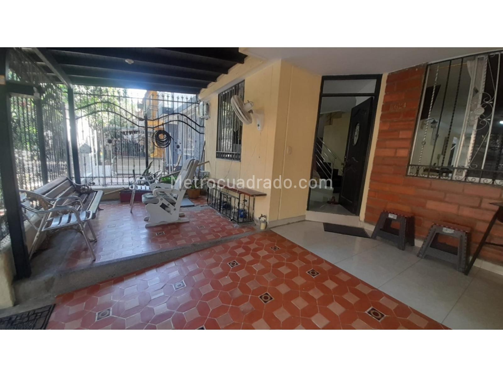 Venta De Casa En Avenida Libertador Santa Marta M