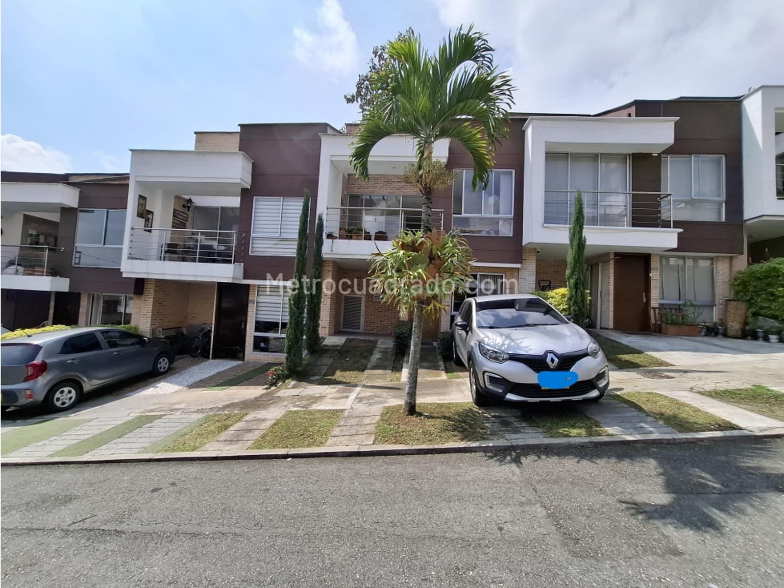 Venta De Casa En Bellavista La Estrella M