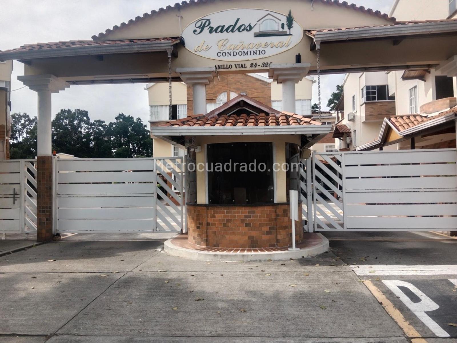 Venta De Casa En Anillo Vial Praqdos De Ca Averal Floridablanca