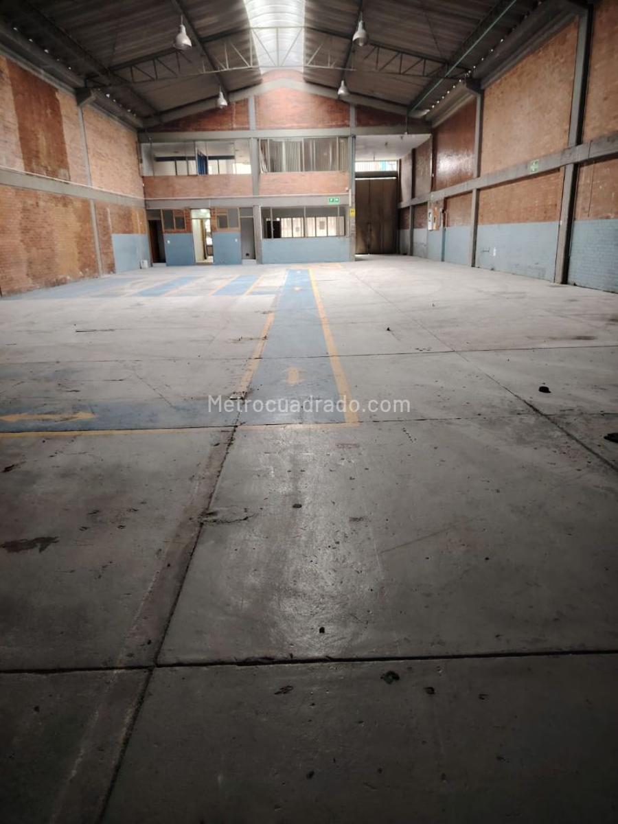 Arriendo De Bodega En Zona Industrial Montevideo Bogot D C