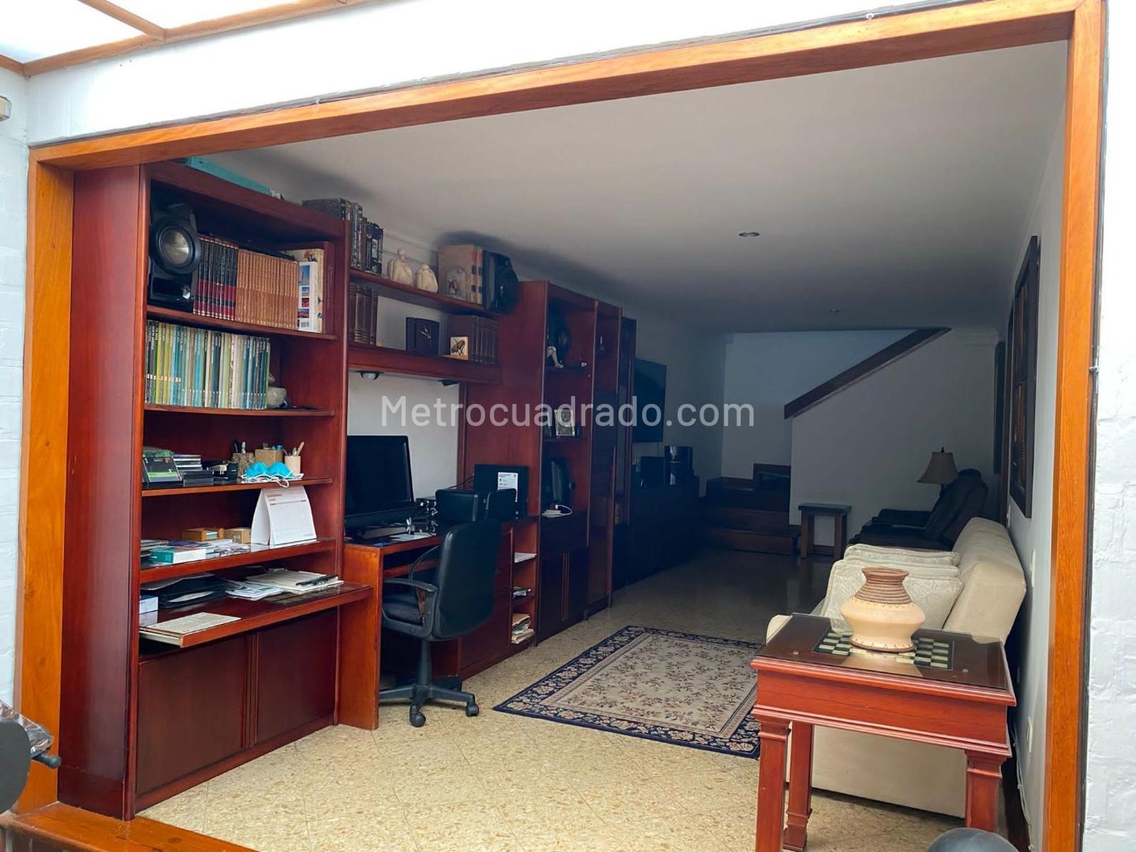 Venta De Casa En El Poblado San Lucas Medell N M