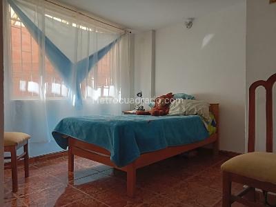 Casa en venta en Santander, Bogotá · foto 3 de 17