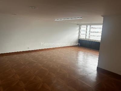 Apartamento en venta en Centro Internacional, Bogotá · foto 2 de 18