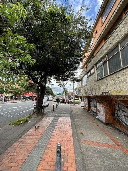 Lote en Venta, EL LAGO, Bogotá D.C. - Más