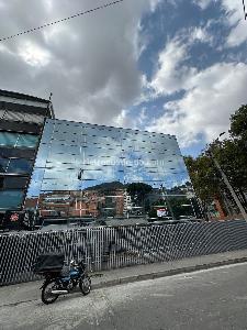 Office for rent in SANTA BARBARA ORIENTAL, Bogotá