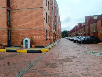 Apartamento en venta en Alamos, Bogotá · foto 2 de 20