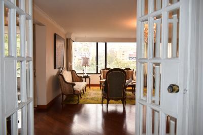 Apartamento de 4 alcobas en venta en El Lago, Bogotá, 273 m² · foto 3 de 14