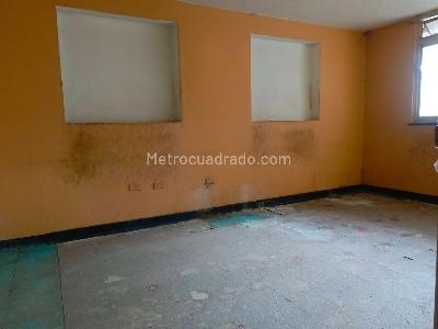 Casa de 5 alcobas en venta en La Porcincula, Bogotá, 676 m² · foto 19 de 19