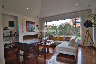 Casa de 5 alcobas en venta en Santa Ana De Chia Ii, Chía, 415 m² · foto 2 de 20