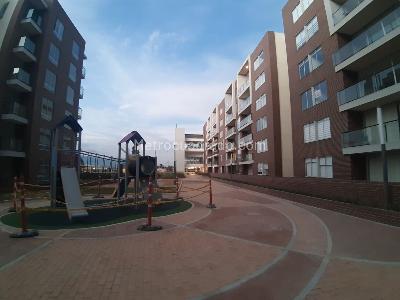 Apartamento de 2 alcobas en venta en Parques De Fontanar (Milla De Oro), Cajicá, 70 m² · foto 2 de 16