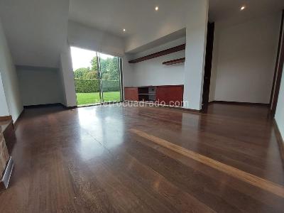 Casa de 4 alcobas en arriendo en San Simon Guaymaral, Bogotá, 332 m² · foto 13 de 20