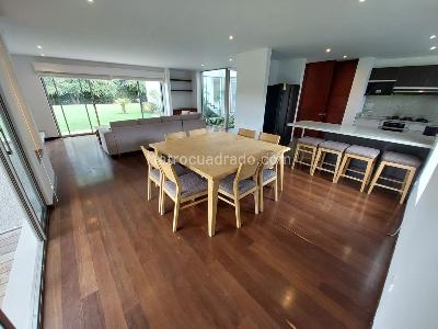 Casa de 4 alcobas en venta en San Simon Guaymaral, Bogotá, 332 m² · foto 9 de 20