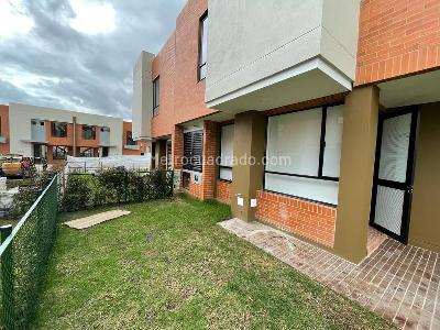 Casa en arriendo en Oikos Savanna, Cajicá · foto 2 de 20