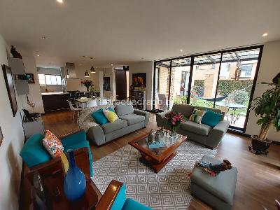 Casa de 3 alcobas en venta en Abaco, Cajicá, 176 m² · foto 2 de 19