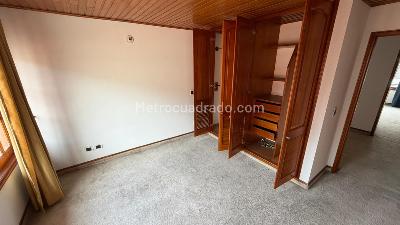 Casa de 5 alcobas en venta en Cedritos Cedro Golf, Bogotá, 400 m² · foto 11 de 18