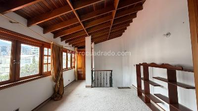 Casa de 5 alcobas en venta en Cedritos Cedro Golf, Bogotá, 400 m² · foto 2 de 18