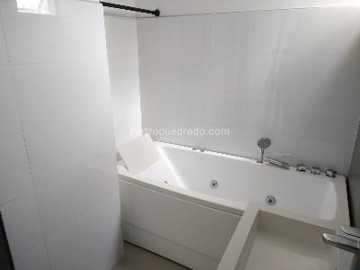 Apartamento de 3 alcobas en venta en Manga, Cartagena, 123 m² · foto 7 de 18
