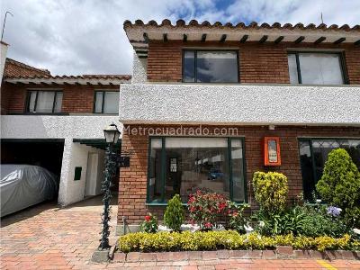 Casa en venta en Cedritos, Bogotá · foto 2 de 18