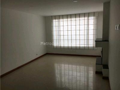 Casa en venta en Cedritos, Bogotá · foto 4 de 18
