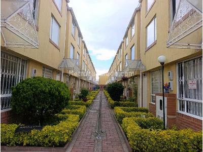 Casa en venta en Mirandela, Bogotá · foto 13 de 14