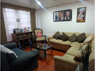 Casa en venta en Alamo, Bogotá · foto 2 de 20