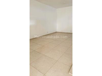Casa de 5 alcobas en venta en Rosablanca, Girardot, 258 m² · foto 3 de 14