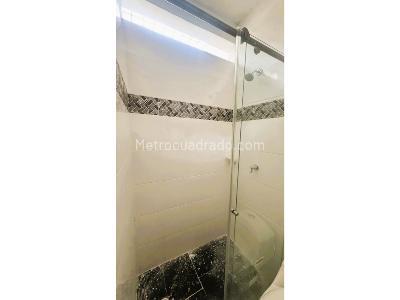 Casa de 5 alcobas en venta en Rosablanca, Girardot, 258 m² · foto 6 de 14