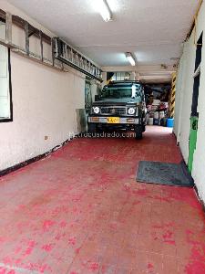 Casa de 4 alcobas en venta en El Polo, Bogotá, 421 m² · foto 6 de 19