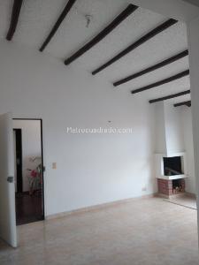 Apartamento de 3 alcobas en arriendo en San Jose De Spring, Bogotá, 68 m² · foto 3 de 12