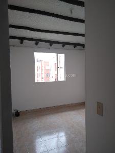 Apartamento de 3 alcobas en arriendo en San Jose De Spring, Bogotá, 68 m² · foto 7 de 12