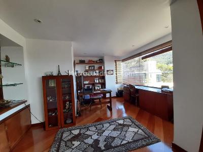 Apartamento en venta en Santa Barbara Alta, Bogotá · foto 3 de 6