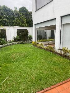 Casa en venta en Santa Ana Oriental, Bogotá · foto 3 de 18