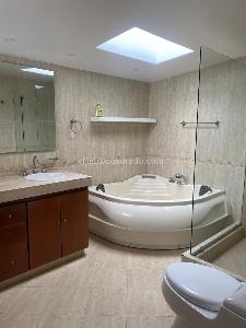 Casa en venta en Santa Ana Oriental, Bogotá · foto 8 de 18