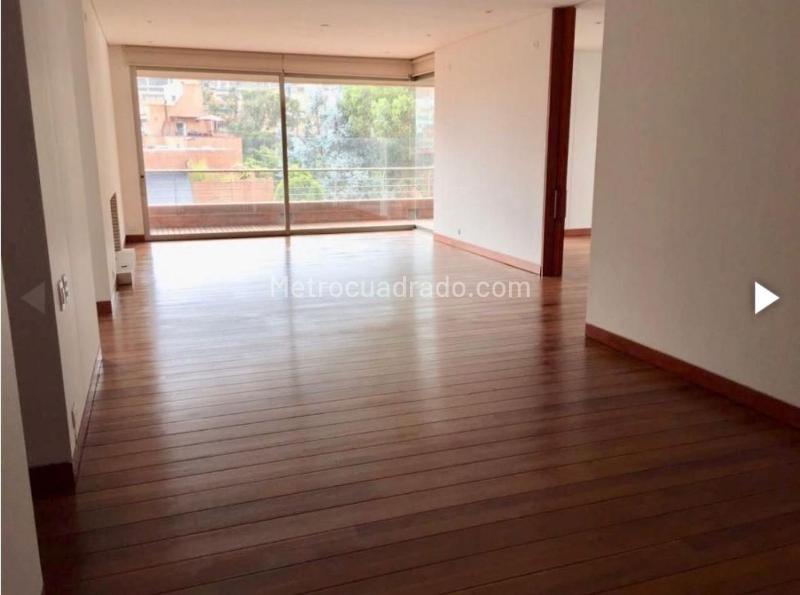 Apartamento en Arriendo, EMAUS ROSALES, Bogotá D.C.
