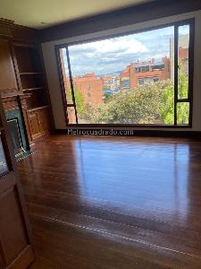 Apartamento en venta en Santa Barbara Alta, Bogotá · foto 3 de 14
