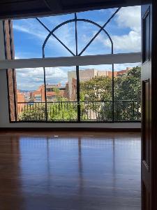 Apartamento en venta en Santa Barbara Alta, Bogotá · foto 2 de 14