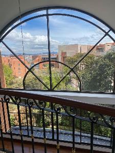 Apartamento en venta en Santa Barbara Alta, Bogotá · foto 7 de 14