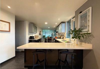 Apartamento en venta en Altos Del Refugio, Bogotá · foto 4 de 9