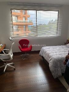 Apartamento de 3 alcobas en venta en Cerros De Los Alpes, Bogotá, 326 m² · foto 11 de 15
