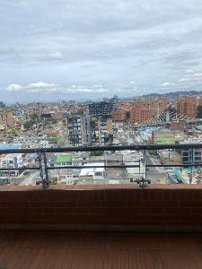 Apartamento de 3 alcobas en arriendo en Santa Ana Occidental, Bogotá, 190 m² · foto 2 de 16