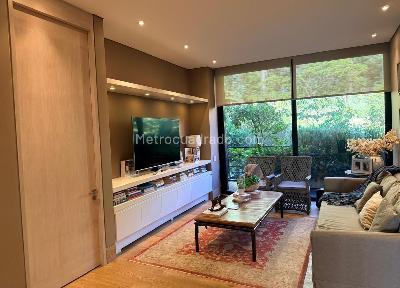 Apartamento de 3 alcobas en venta en Los Rosales, Bogotá, 355 m² · foto 17 de 20