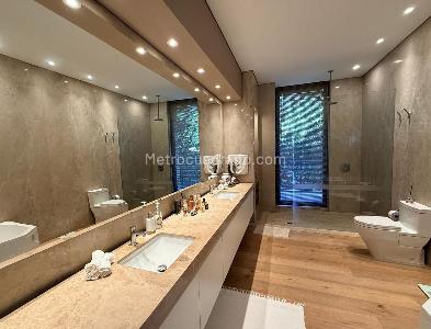 Apartamento de 3 alcobas en venta en Los Rosales, Bogotá, 355 m² · foto 7 de 20