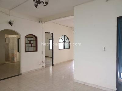 Casa de 5 alcobas en venta en Ingles Quiroga, Bogotá, 200 m² · foto 5 de 12