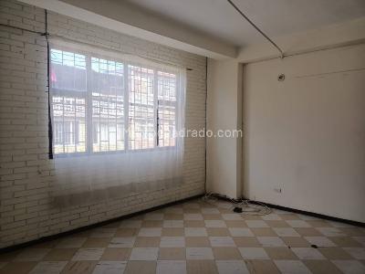 Casa de 5 alcobas en venta en Ingles Quiroga, Bogotá, 200 m² · foto 8 de 12