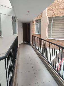 Apartamento en venta en Restrepo, Bogotá · foto 3 de 12