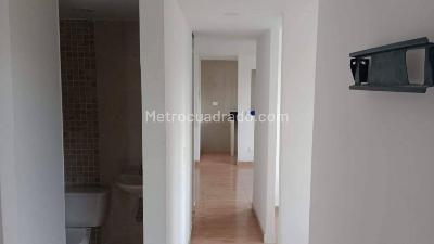 Apartamento de 3 alcobas en venta en Soacha, Soacha, 39 m² · foto 7 de 18
