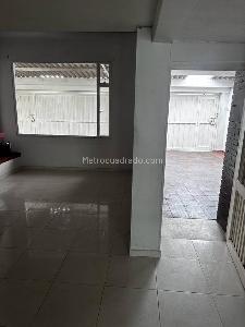 Casa de 5 alcobas en venta en Mandalay I Sector, Bogotá, 207 m² · foto 6 de 20