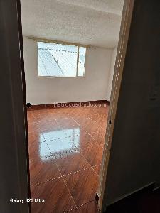 Casa de 5 alcobas en venta en Mandalay I Sector, Bogotá, 207 m² · foto 13 de 20