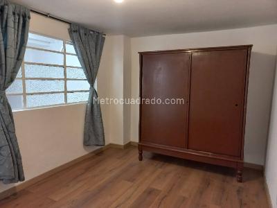 Casa de 5 alcobas en venta en La Granja, Bogotá, 170 m² · foto 19 de 20