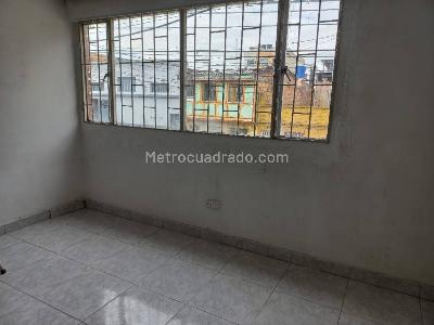 Casa de 5 alcobas en venta en La Granja, Bogotá, 170 m² · foto 5 de 20